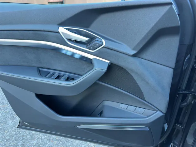 Audi e-tron 55 S Line Black Edition quattro