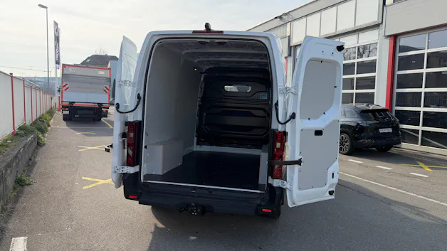 Renault E-Tech Master RedEdition L2H2