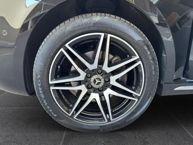 Mercedes-Benz V 300 d lang Avantgarde 4 Matic