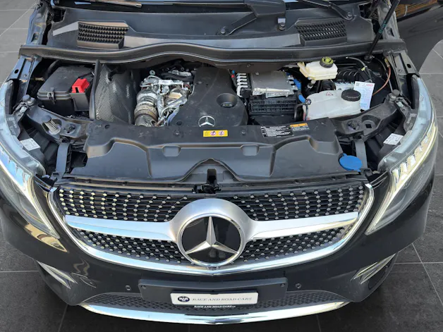 Mercedes-Benz V 300 d lang Avantgarde 4 Matic