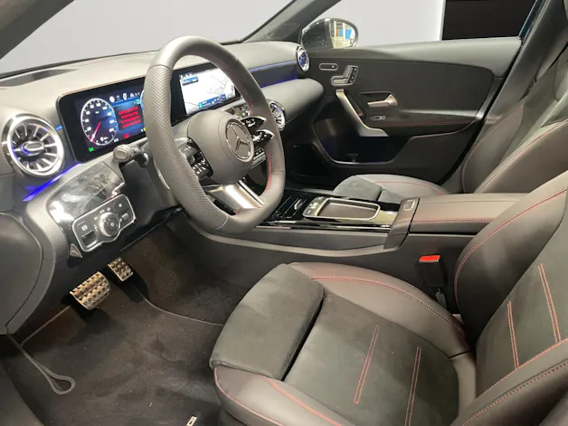 Mercedes-Benz A 220 4Matic 8G-DCT