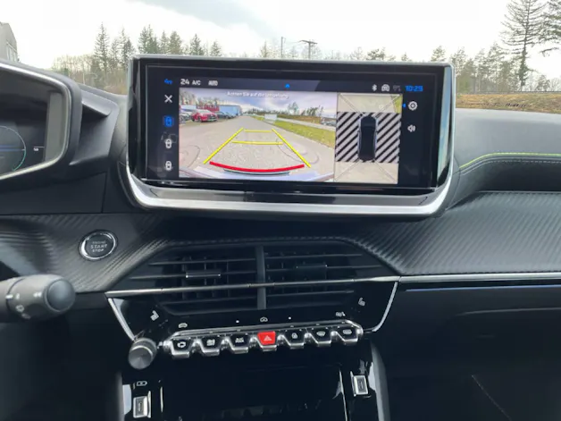 Peugeot 2008 1.2 Hybrid 145 GT