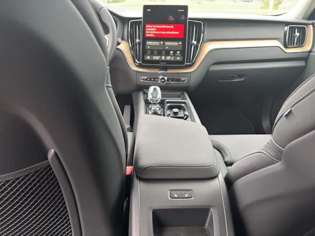 Volvo XC60 2.0 T6 TE Plus Dark eAWD