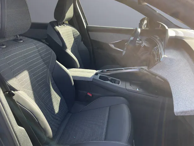 Peugeot 3008 1.2 Hybrid Allure