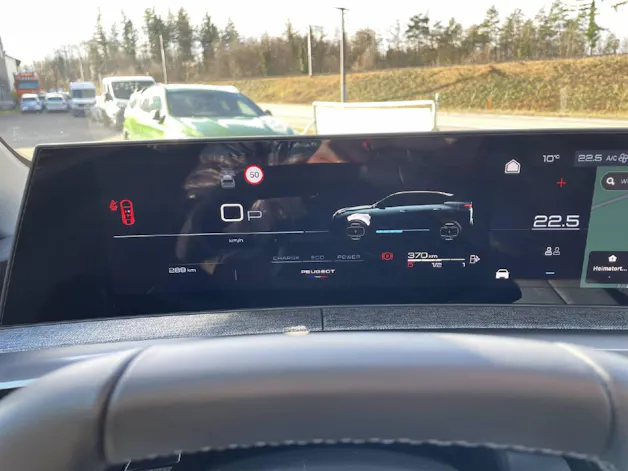 Peugeot 3008 1.2 Hybrid Allure