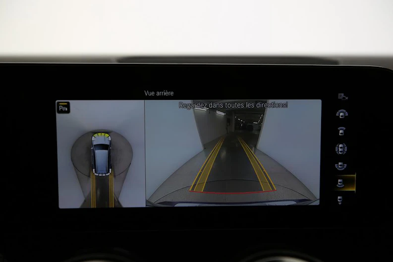 image du véhicule MERCEDES-BENZ GLB 250