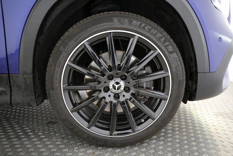 image du véhicule MERCEDES-BENZ GLB 250