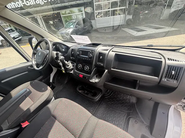 Peugeot Boxer Kaw. 335 L2H1 2.2 BlueHDi 140 S/S