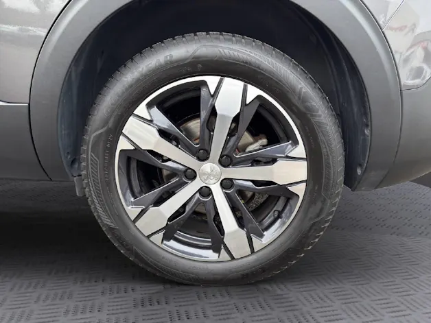 Peugeot 5008 1.2 PureTech Allure Pack