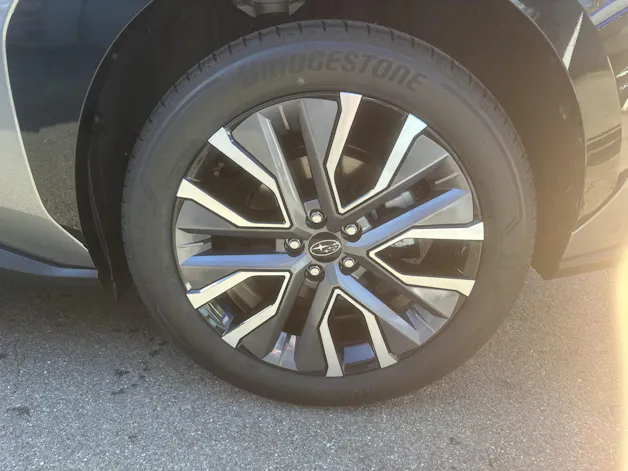 Subaru Solterra eV Luxury AWD