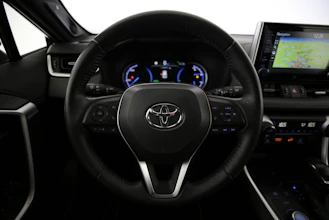 https://vehicle.imgix.net/4247620/37f3976f-c19d-491d-99f2-164004077a80.jpg