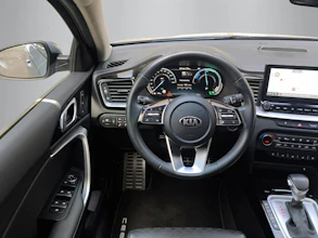 https://vehicle.imgix.net/4247633/a4c99720-e016-448e-8faa-2ed76946add1.jpg
