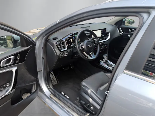 Kia Ceed SW 1.6 GDi Plug-in Hybrid Style