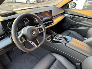 BMW 520d M Sport Touring xDrive G61 (CH) AHK ** Action de Leasing à 1.9% ** 📍