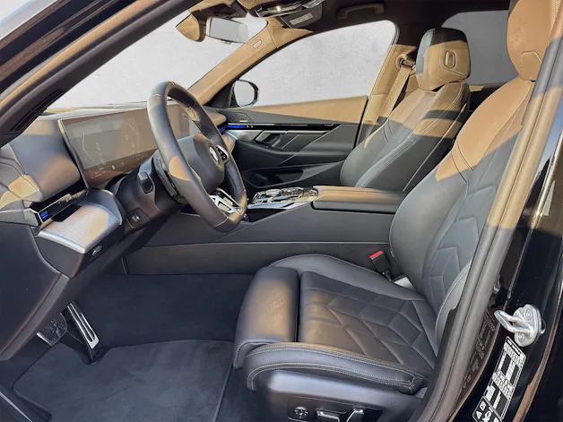 BMW 520d M Sport Touring xDrive G61 (CH) AHK ** Action de Leasing à 1.9% ** 📍