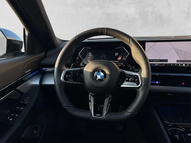 BMW 520d M Sport Touring xDrive G61 (CH) AHK ** Action de Leasing à 1.9% ** 📍