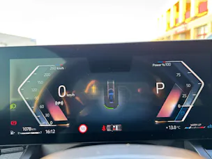 BMW 520d M Sport Touring xDrive G61 (CH) AHK ** Action de Leasing à 1.9% ** 📍