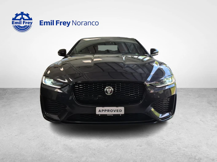 immagine del veicolo JAGUAR XE