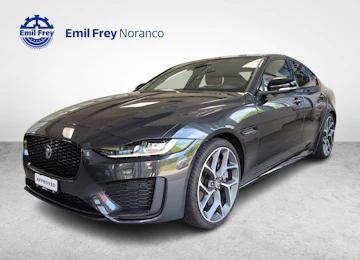 immagine del veicolo JAGUAR XE 2.0 T 300 Sport AWD - Gancio traino elettrico & Ruote invernali inclusi immagine del veicolo JAGUAR XE 2.0 T 300 Sport AWD - Gancio traino elettrico & Ruote invernali inclusi