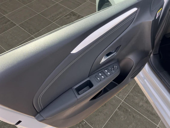 Fahrzeugbild 15 Fahrzeugbild 15