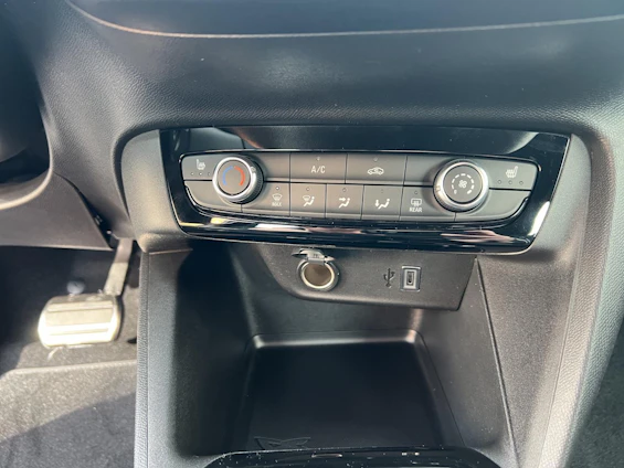 Fahrzeugbild 14 Fahrzeugbild 14