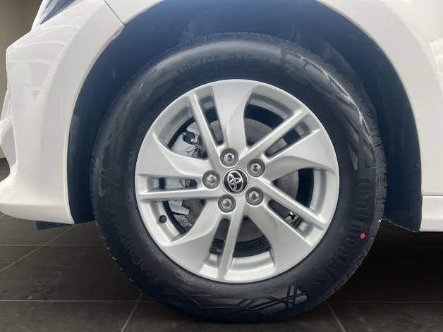 Toyota Yaris 1.5 VVT-i HSD Comfort