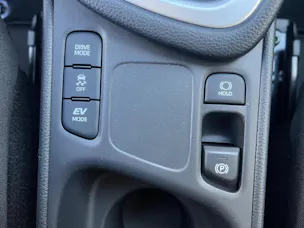 Toyota Yaris 1.5 VVT-i HSD Comfort