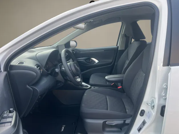 Toyota Yaris 1.5 VVT-i HSD Comfort