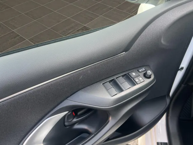 Toyota Yaris 1.5 VVT-i HSD Comfort