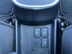 Toyota Yaris 1.5 VVT-i HSD Comfort