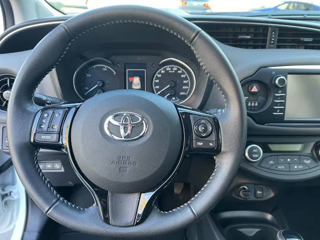 Toyota Yaris 1.5 VVT-i HSD Comfort