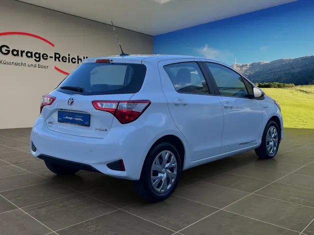 Toyota Yaris 1.5 VVT-i HSD Comfort