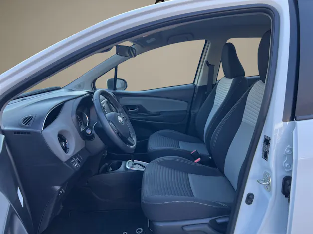 Toyota Yaris 1.5 VVT-i HSD Comfort