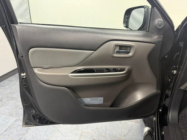 Fiat Fullback DKab. Pick-up 2.4 HDi Swiss