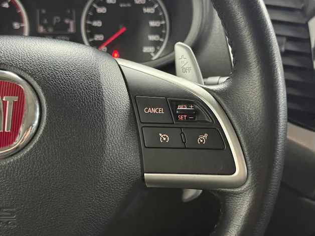 Fiat Fullback DKab. Pick-up 2.4 HDi Swiss