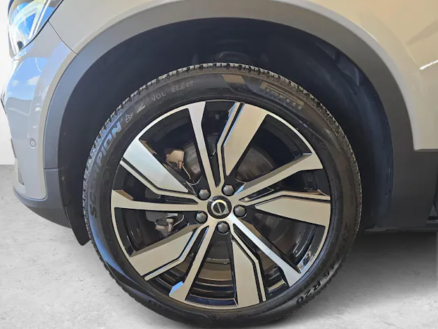 VOLVO C40 P8 Twin Recharge AWD