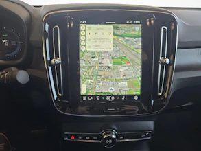 https://vehicle.imgix.net/4247745/d87e8702-ca01-4b0f-ac42-160f05275bb9.jpg
