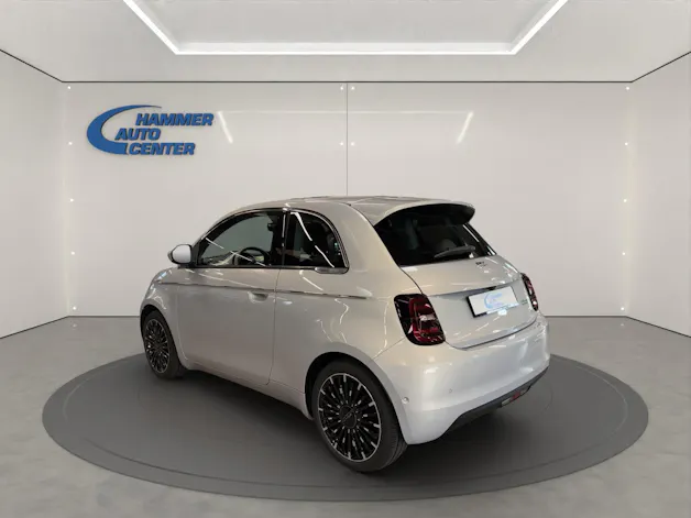 Fiat 500 La Prima