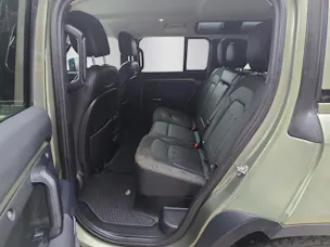 Land Rover Defender 110 2.0 SD4 240 S
