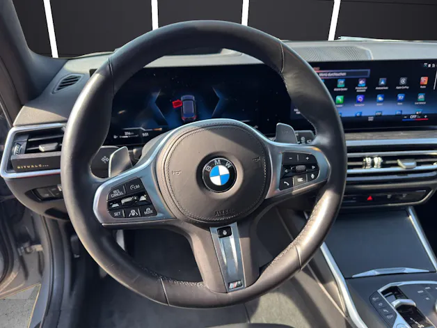 BMW 330i xDrive SAG Touring