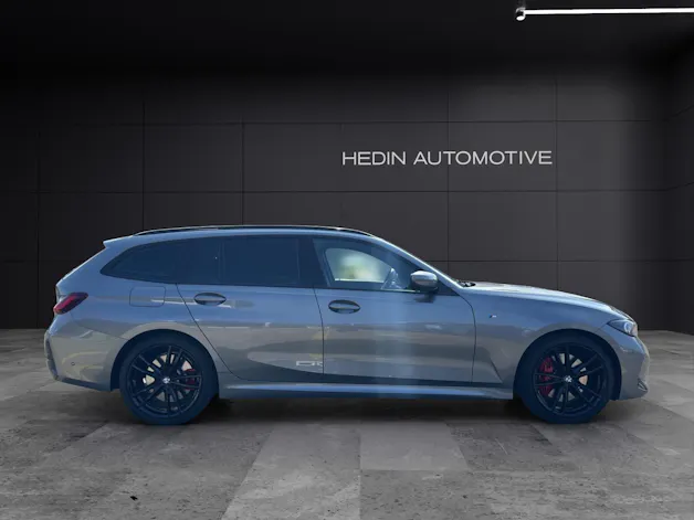 BMW 330i xDrive SAG Touring