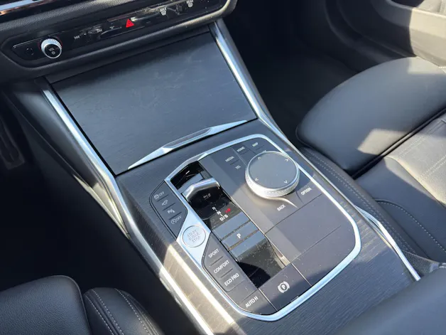 BMW 330i xDrive SAG Touring