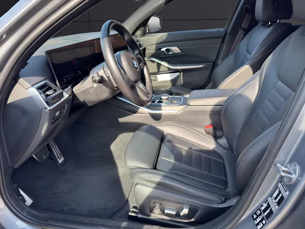 BMW 330i xDrive SAG Touring