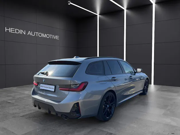 BMW 330i xDrive SAG Touring