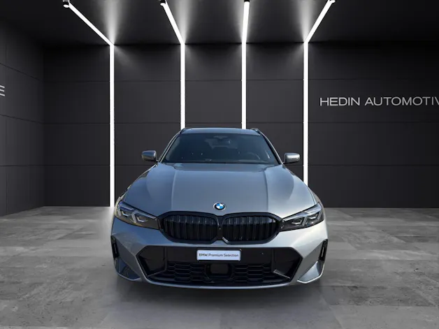 BMW 330i xDrive SAG Touring