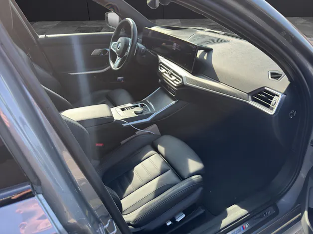 BMW 330i xDrive SAG Touring