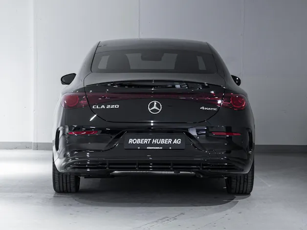 Mercedes-Benz CLA 220 4MATIC