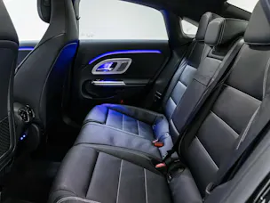 Mercedes-Benz CLA 220 4MATIC