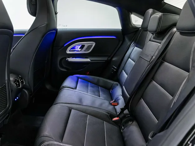 Mercedes-Benz CLA 220 4MATIC