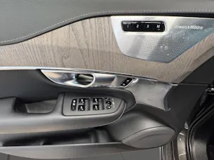 Volvo XC90 2.0 T8 TE Ultimate Dark 7P. eAWD